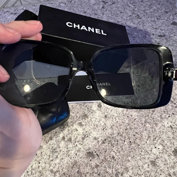 Chanel Sunglasses - Picture 7 of 8